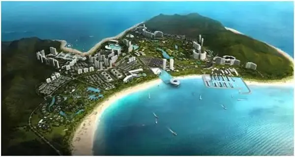 主要是因为 新奇世界·半山半岛帆船港坐落于三亚鹿回头半岛