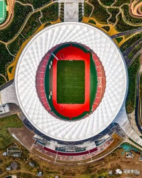 先睹为快 枣庄新城文体 体育场!鸟巢的感觉!